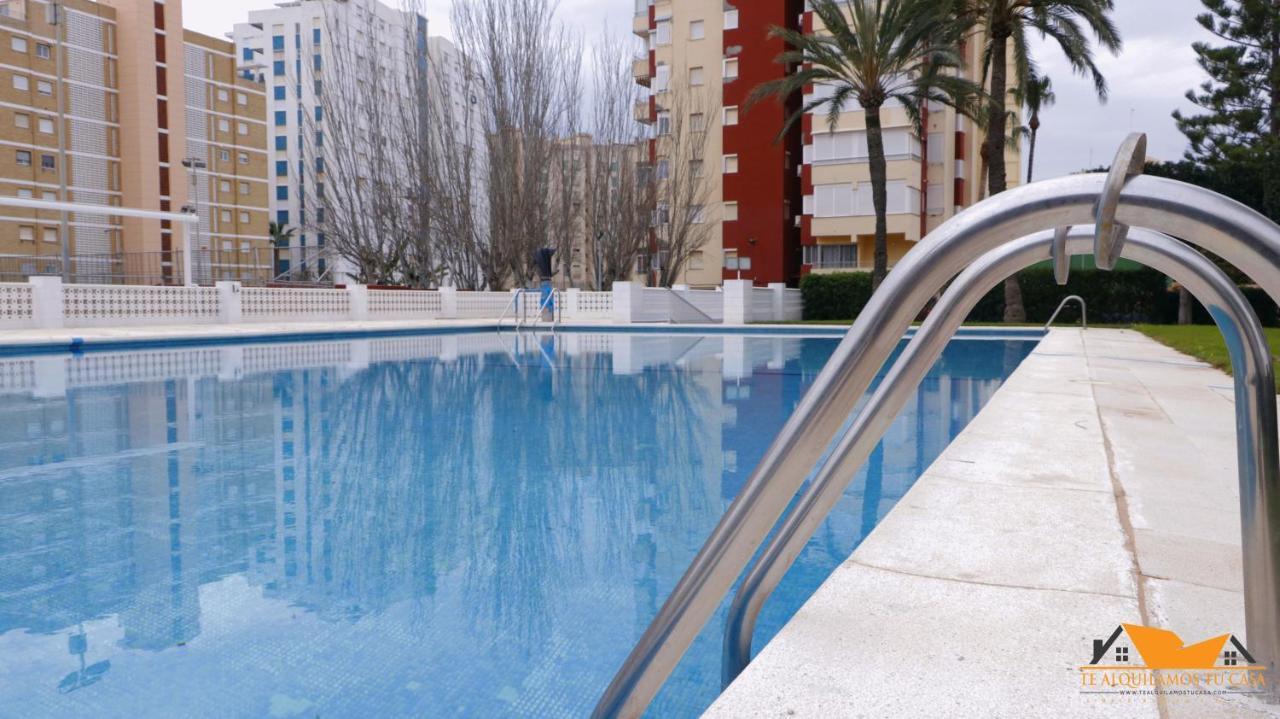 Apartamento La Pobla De Farnals Валенсия Екстериор снимка
